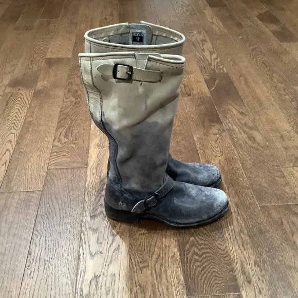 Two-Tone Frye Boots - Picture 3 of 6